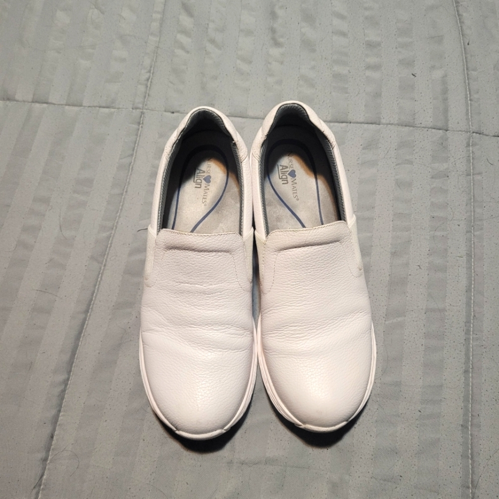 Sz 11 Nursemates Sneakers